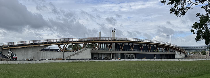 Noch im Bau: die o2 o2 Surftown mUc am 28.05.2024 (©Foto:Martin Schmitz)